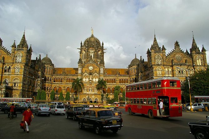 Mumbai Full-Day Shore Excursion - Gateway of India and Bombay High Court: the city’s grand entrance