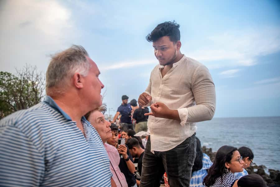 Mumbai: Group Shore Excursion for Cruise Passengers - Marine Drive: the Arabian Sea skyline finale you’ll remember
