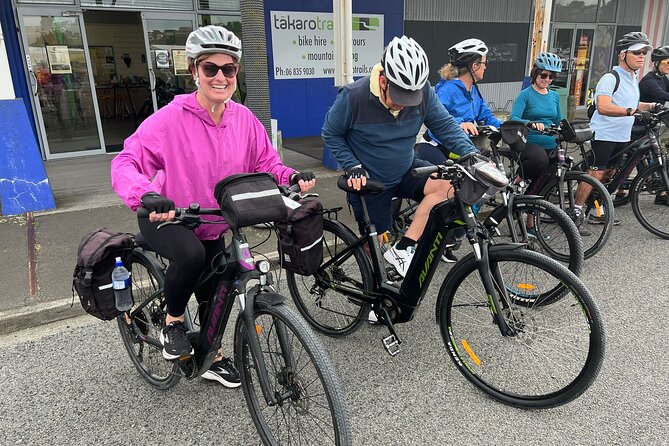 Napier: Cycle to Wineries - Half Day, self-guided - Meeting on Marine Parade: Getting Oriented Fast
