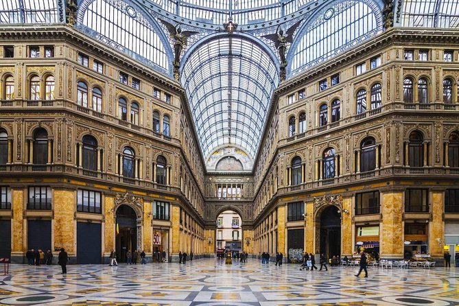 Naples panoramic tour and Monumental historic center. - Key highlights at a glance