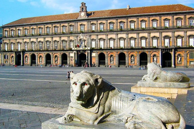 Naples panoramic tour and Monumental historic center. - Lungomare Caracciolo: where Naples breathes