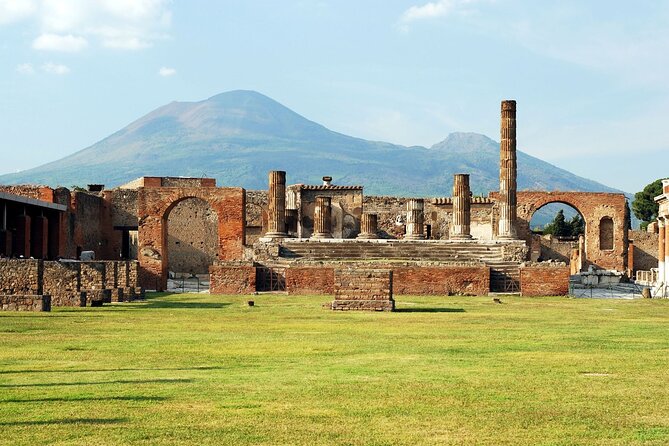 Naples/Salerno Port: Pompeii & Sorrento - Shore Excursion - How the Tour Feels in Real Life: Group Size, Language, and Pace