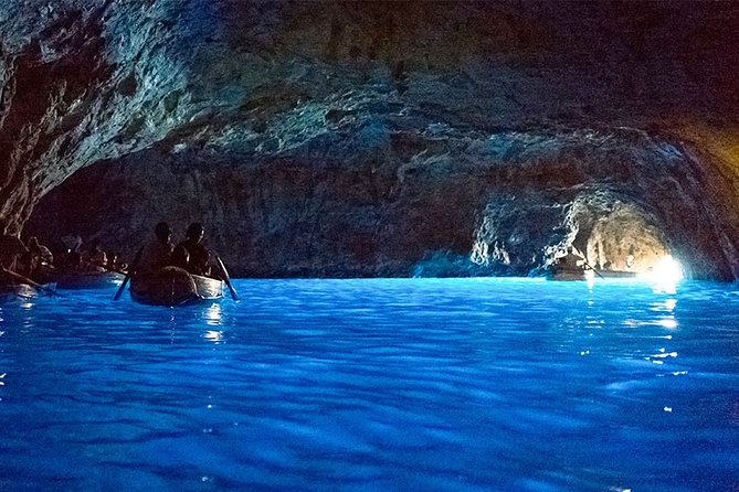 Naples Shore Excursion: Capri Day Trip with Lunch from Naples - Guide Quality and Group Flow: Why Some Days Feel Smooth and Others Don’t