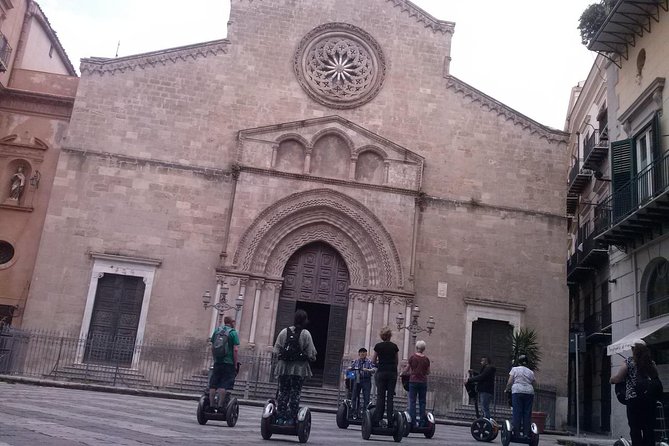 Palermo Shore Excursion: City Segway Tour - Quattro Canti and Fontana della Vergogna: learning by looking down the street