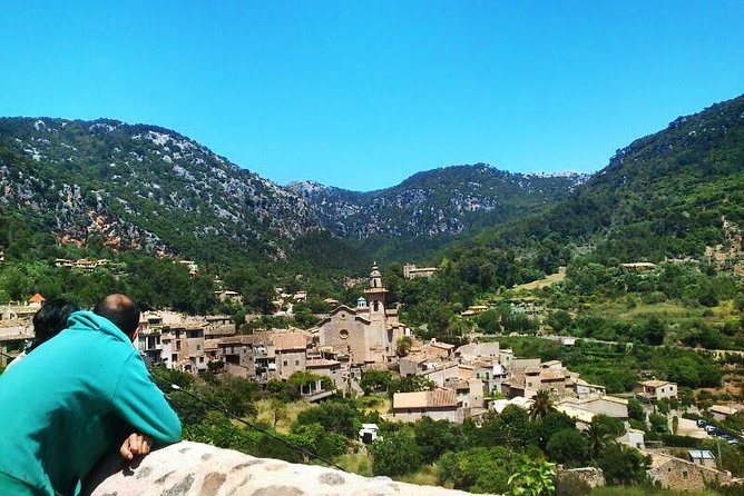 Palma de Mallorca Shore Excursion: Private Tour of Valldemossa, Soller and Serra de Tramuntana - From Palma Dock to the Tramuntana Road: Getting Out of Town Fast
