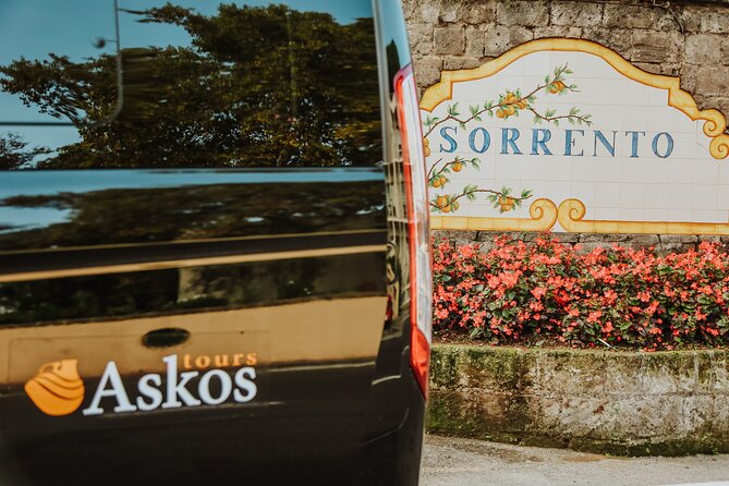 Pompeii, Positano and Sorrento Shore Excursion From Naples - Positano in 15 Minutes: The Photo Stop Works