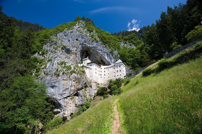 Postojna Cave & Predjama Castle - Shore Excursion from Rijeka - Guide energy: why local commentary matters here