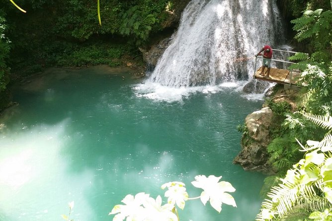 Private Montego Bay Shore Excursion to the Blue Hole - Secret Falls and the Blue Hole Hour: Pools, Caves, Rope Swing, Photos