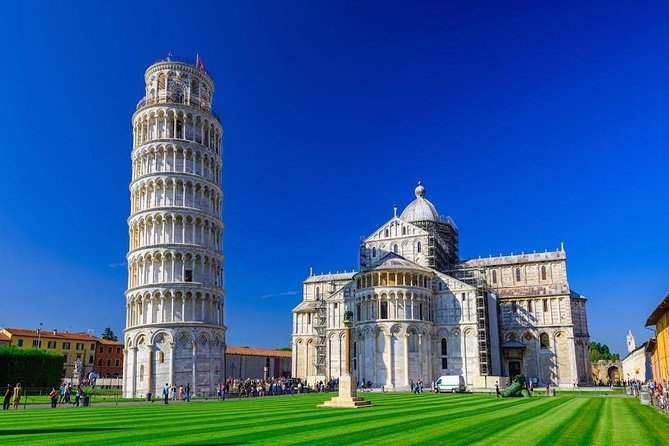 Private Shore Excursion from Livorno Port: Tuscany Highlights - What to See in San Gimignano: Palazzo Comunale, Pinacoteca, and Torre Grossa