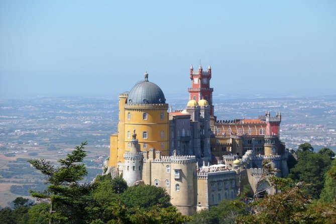 Private Shore Excursion: Lisbon and Sintra Highlights - Sintra’s old-town start: Centro Histórico de Sintra and orientation time