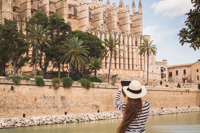 Private Shore Excursion to Valldemossa and Palma de Mallorca - Getting from Palma port to Valldemossa without wasting your day