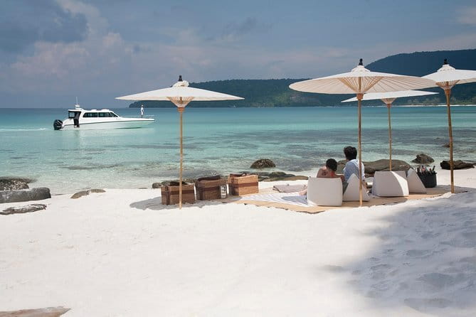 Private Sihanoukville Tour for Cruise Ship Passengers - Otres Beach (or Sokha Beach): end with air and open space