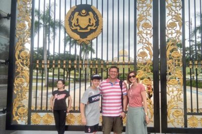 Private Tour Kuala Lumpur Shore Excursion Include Batu Caves - Petronas Twin Towers Photo Stop: Great Photos, Less Pressure
