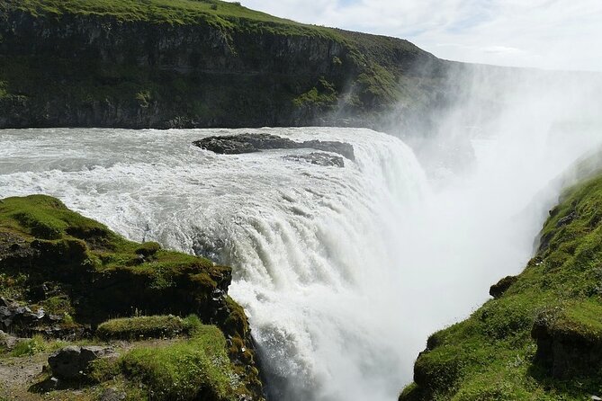 Reykjavik Shore Excursion: The Golden Circle Full Day Tour - Thingvellir: where geology takes the mic