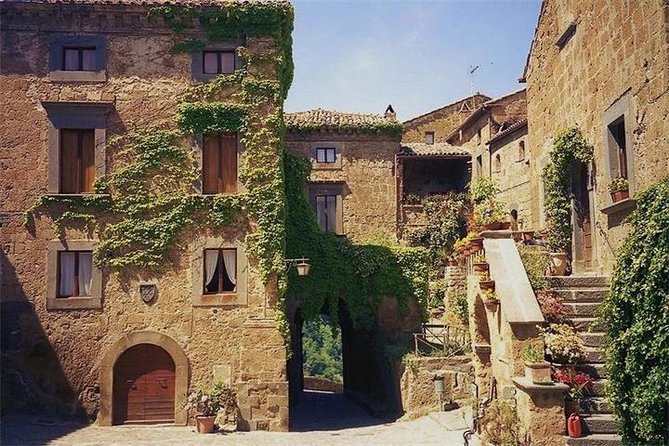 Shore excursion Bagnoregio and Orvieto from Civitavecchia Port - Timing, walking comfort, and what to pack