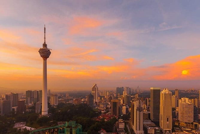 Shore Excursion: Batu Caves And Kuala Lumpur City Tour - Petronas Twin Towers: iconic from the outside, upgrade inside if you want