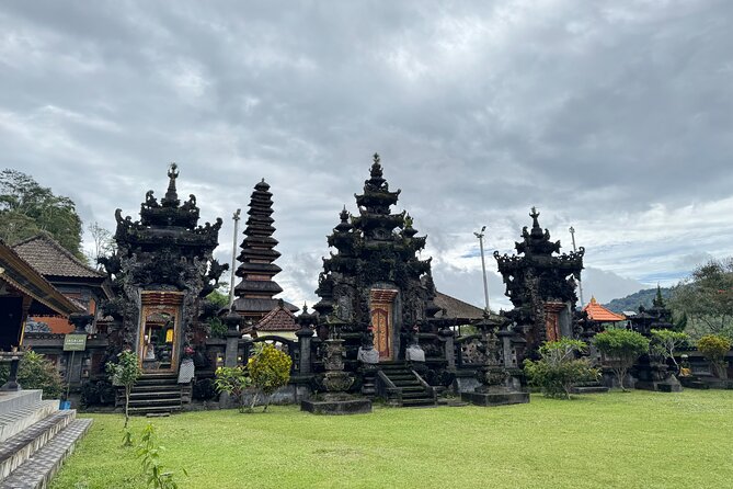 Shore Excursion Cruise Ship From Celukan Bawang Port - Stop 5: Brahma Vihara Arama Buddhist Monastery, the Little Borobudur feel