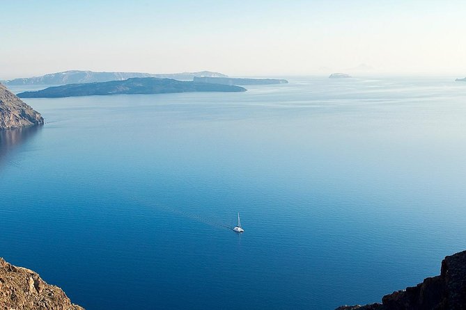 Shore Excursion: Customizable Santorini Tour - Stop 1: Oia for a focused first hit