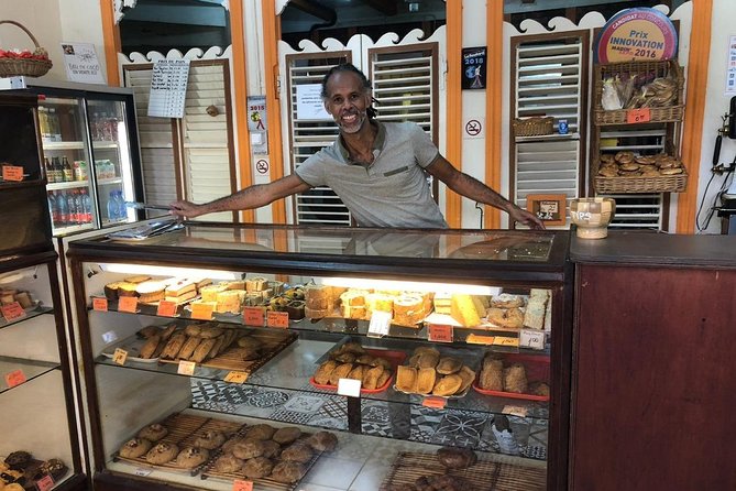 Shore Excursion: Fort-de-France Food Tasting and Cultural Walking Tour - Free Drinks and a Rum Lesson Moment