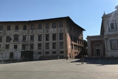 Shore excursion from Livorno to Pisa and Lucca - Pisa at Piazza dei Miracoli: how to get the most out of one hour