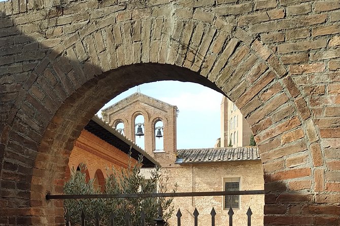 Shore excursion from Livorno to Siena and San Gimignano by private minivan - San Gimignano on Foot: Towers, Squares, and a Quick Reset of Pace