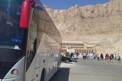 Shore Excursion from Safaga Port and Enjoy a full day tour in Luxor - Valley of the Kings: what you should plan for (and what costs extra)