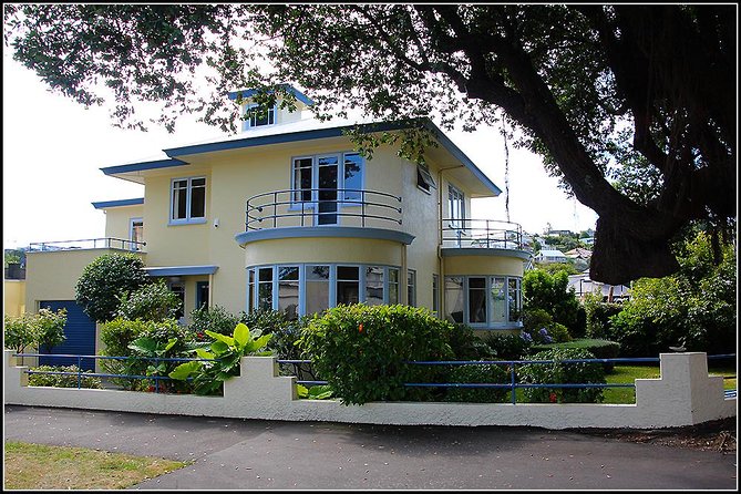 Shore Excursion: Napier/ Hawke's Bay & Premium Wineries tour - Napier’s Art Deco hour: what you should look for