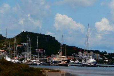 Shore Excursion: Philipsburg to Marigot Sightseeing Tour - Morning logistics: 9:00 am start, port-based pickup, and minimal friction
