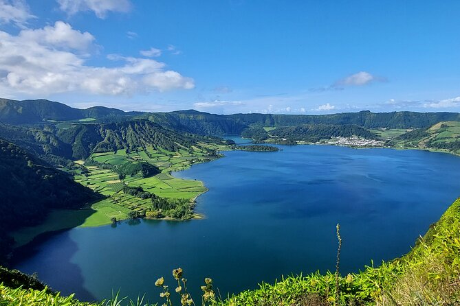 Shore Excursion Sete Cidades Crater Half Day - Miradouro da Boca do Inferno: photo time with a second angle
