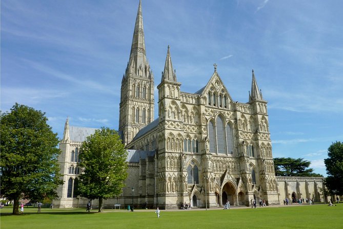 Shore Excursion Southampton Cruise terminal to Salisbury & Stonehenge - Stonehenge viewing time: planning your photos and walks