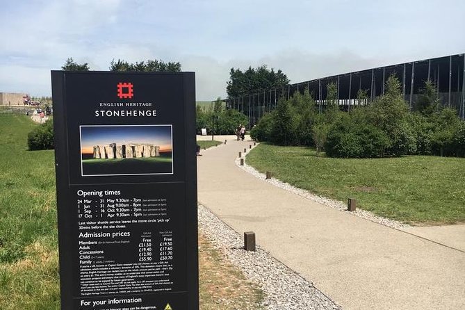 Shore Excursion Southampton Cruise terminal to Salisbury & Stonehenge - Private air-conditioned transport: comfort, vehicle types, and driver expectations