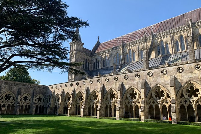Shore Excursion Southampton Cruise terminal to Salisbury & Stonehenge - Salisbury Cathedral and Magna Carta: what you can do in 30 minutes