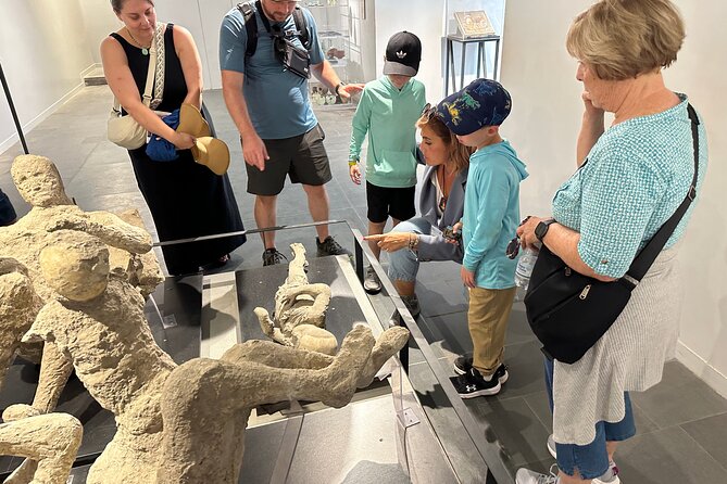 Shore Excursion Tour for Kids from Naples Port to Pompeii and Vesuvius - Food, Heat, and Timing: How to Set Yourself Up for a Smooth Day