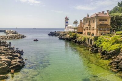 Sintra & Cascais Shore Excursion: Private Half-Day Highlights - Pena Palace and the Moorish Castle Loop: Short Time, Big Views