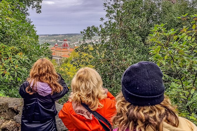 Sintra & Cascais Shore Excursion: Private Half-Day Highlights - Cascais by the Marginal Road: From Fishing Village to Royal Summer Town