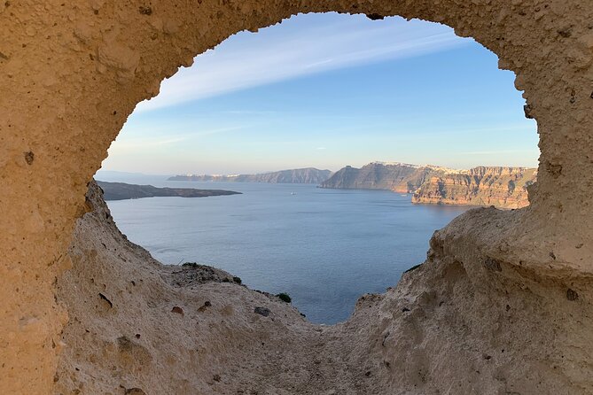 Stress-Free Santorini Shore Excursion: Private Highlights Tour - Key highlights to look for