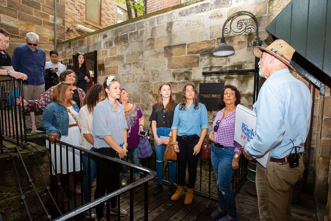 Sydney Shore Excursion: The Original Guided Walking Tour of The Rocks - Your guide and the sound system: how to hear the stories