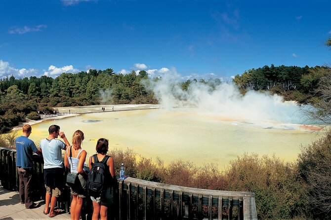 Tauranga Private Shore Excursion: Wai-O-Tapu Thermal Wonderland - Whakarewarewa living Maori village: geothermal heat in daily life