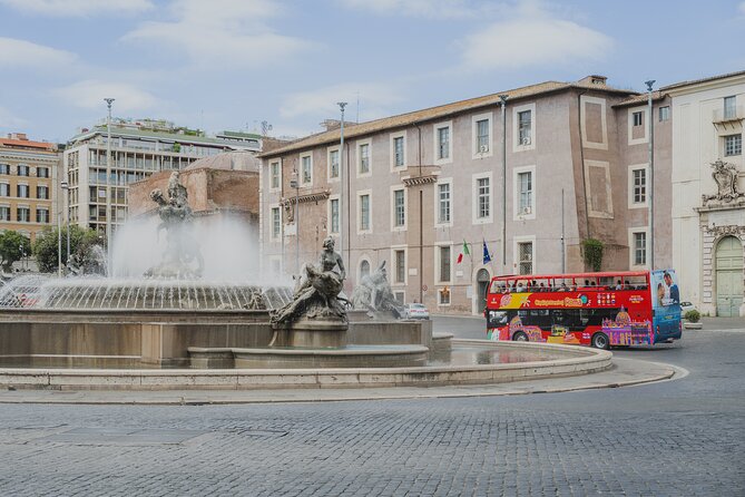 Top of Rome Experience: Shore Excursion from Civitavecchia - City Sightseeing Visitor Center Stop: Your 10-Minute Reset