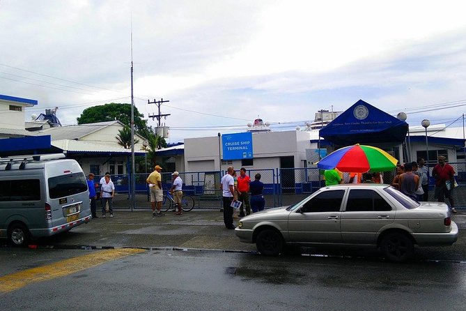 Veragua Rainforest and Tortuguero Canals Shore Excursion - Stop 3: A quick Puerto Limón town loop and viewpoint photos
