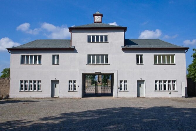 Warnemuende Shore Excursion: Private Sachsenhausen Memorial and Berlin Tour - Key things I’d zero in on